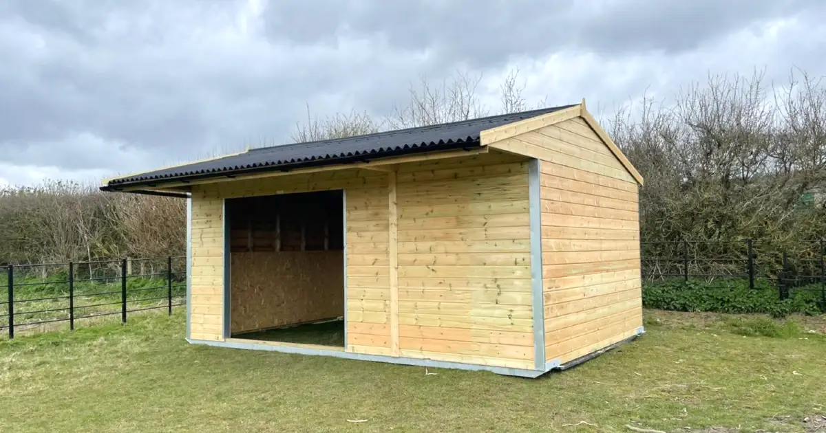 Why does your horse need a mobile field shelter?